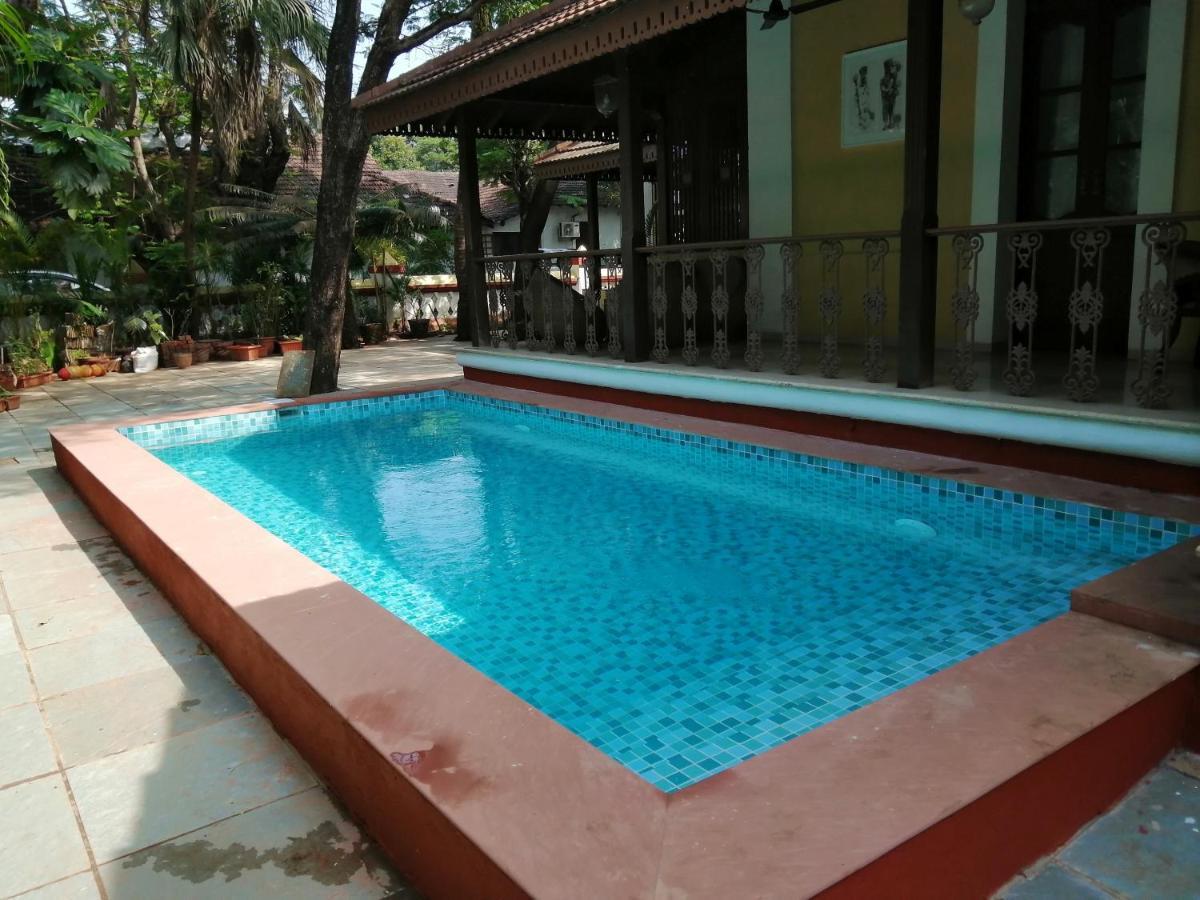 Surya Kiran Heritage Hotel Панаджи Екстериор снимка