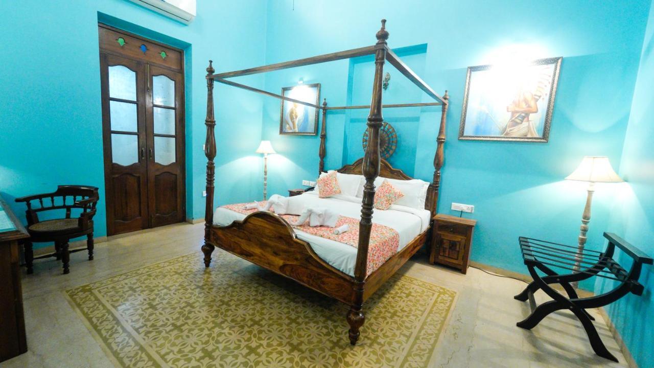 Surya Kiran Heritage Hotel Панаджи Екстериор снимка