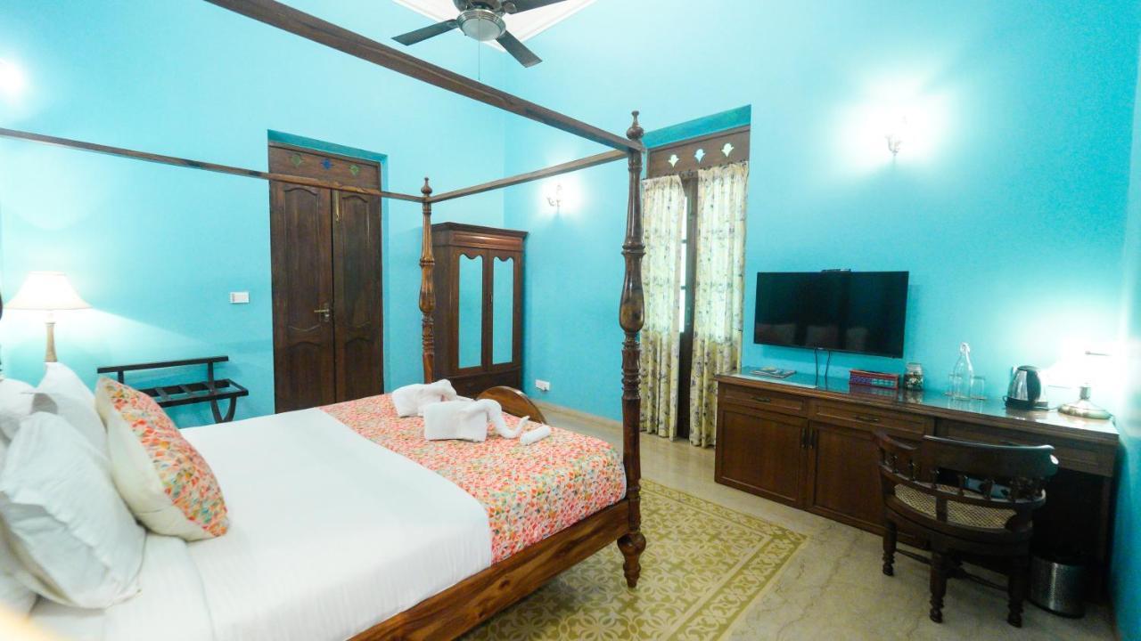 Surya Kiran Heritage Hotel Панаджи Екстериор снимка