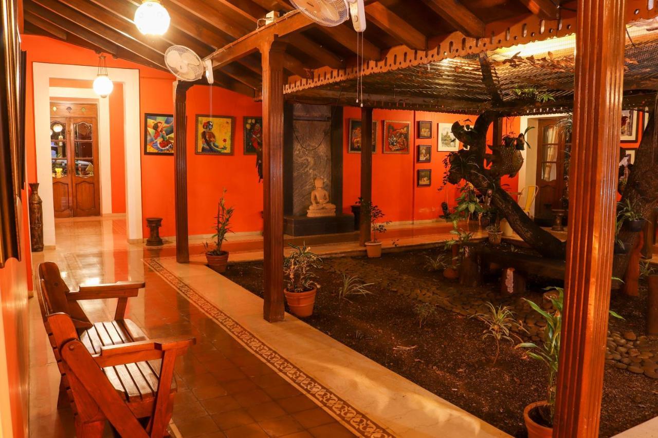 Surya Kiran Heritage Hotel Панаджи Екстериор снимка