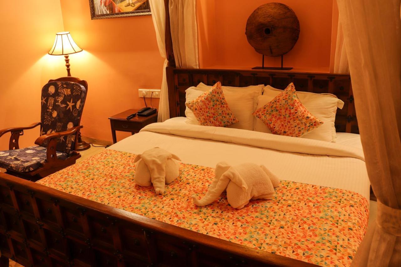 Surya Kiran Heritage Hotel Панаджи Екстериор снимка