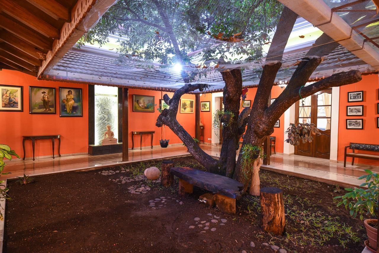 Surya Kiran Heritage Hotel Панаджи Екстериор снимка